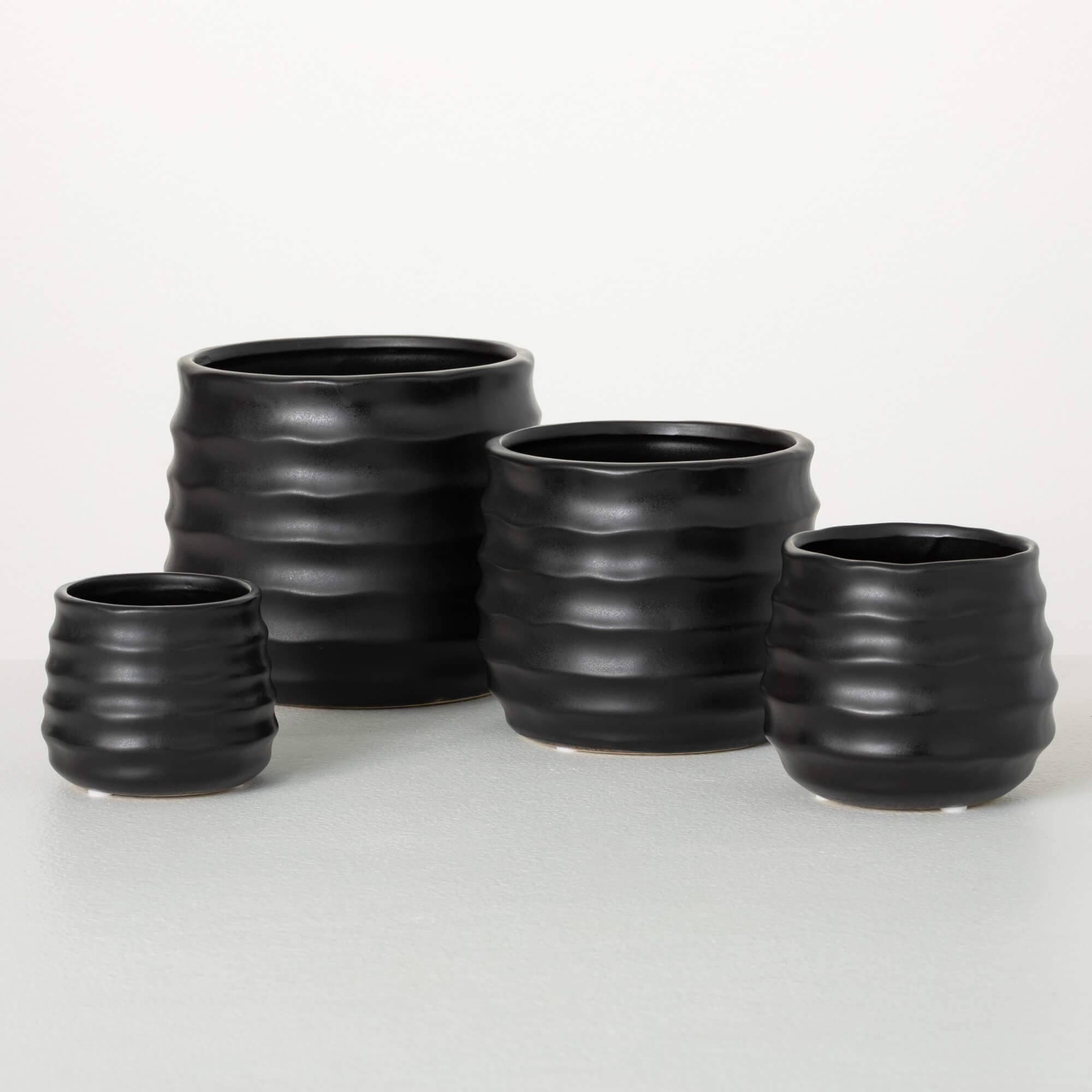 Ebony Ribbed Round Pots 4"
